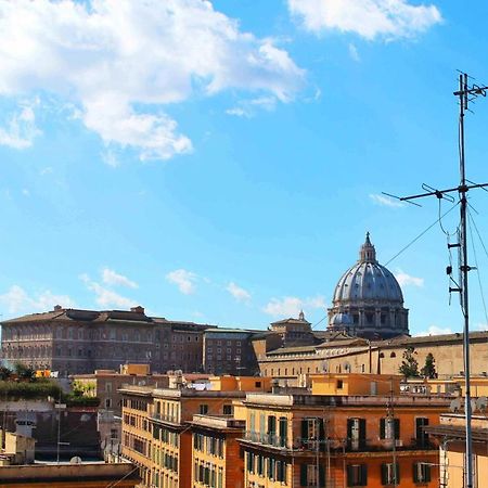 Ferrini Apartment Vatican Museums ローマ エクステリア 写真