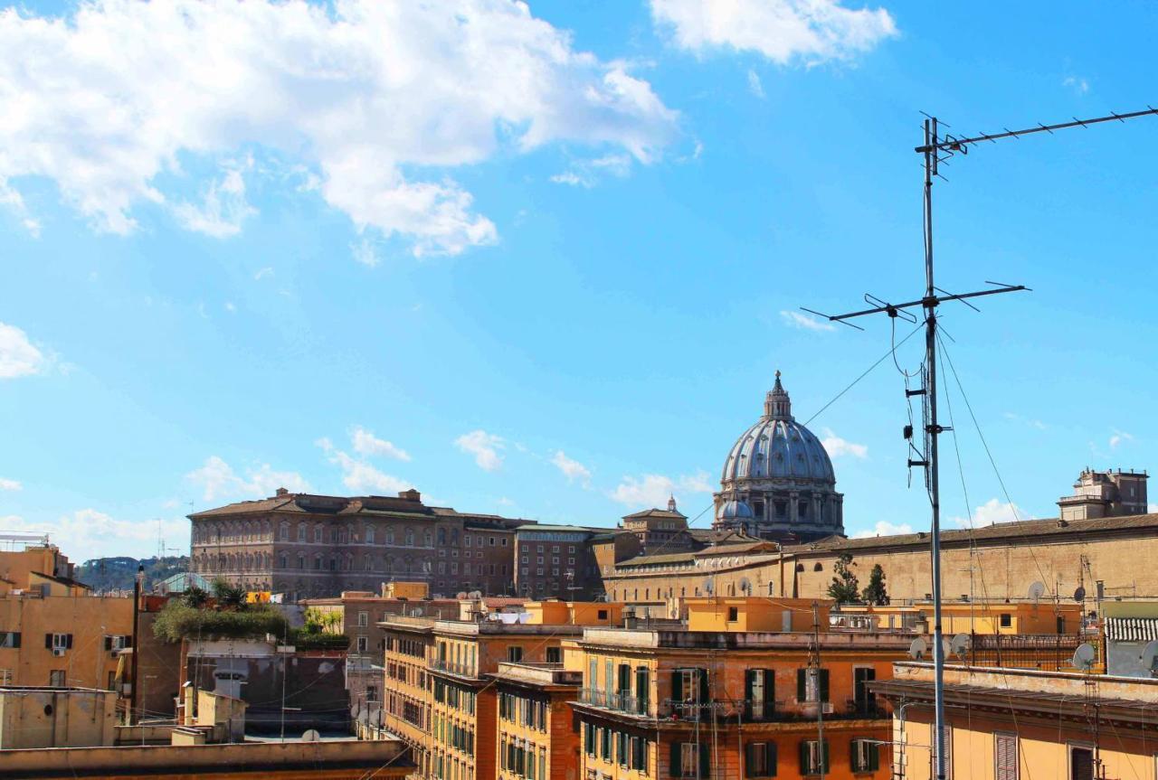 Ferrini Apartment Vatican Museums ローマ エクステリア 写真